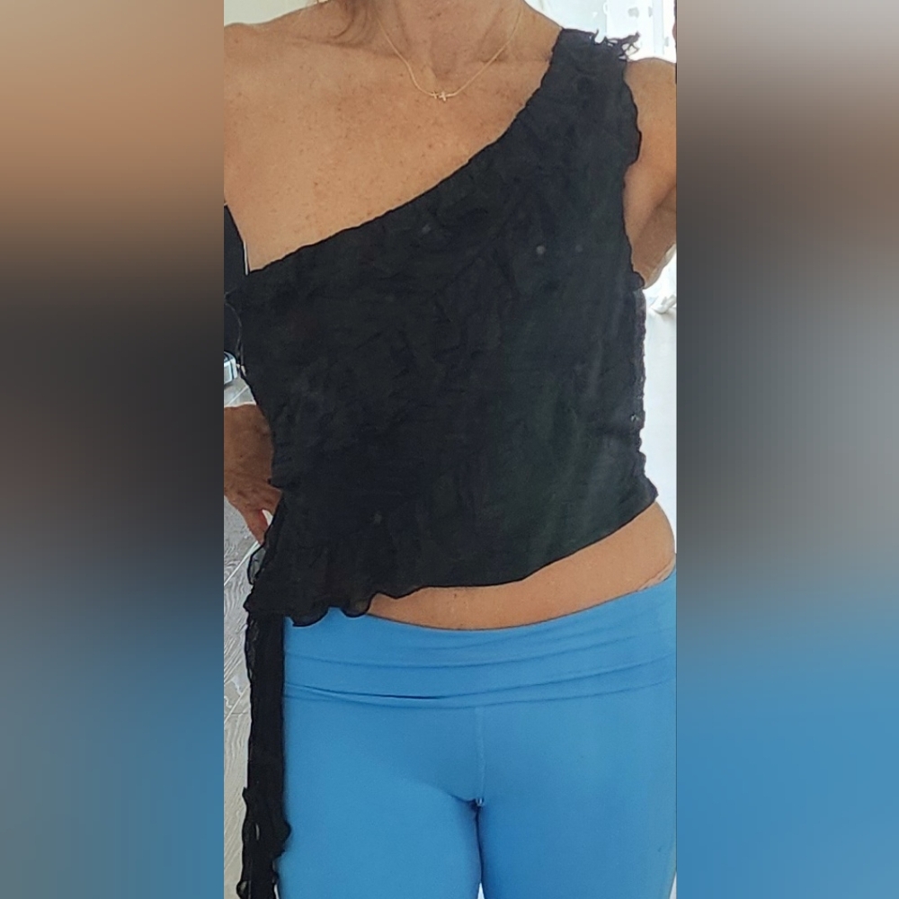 Sexy one shoulder crop top